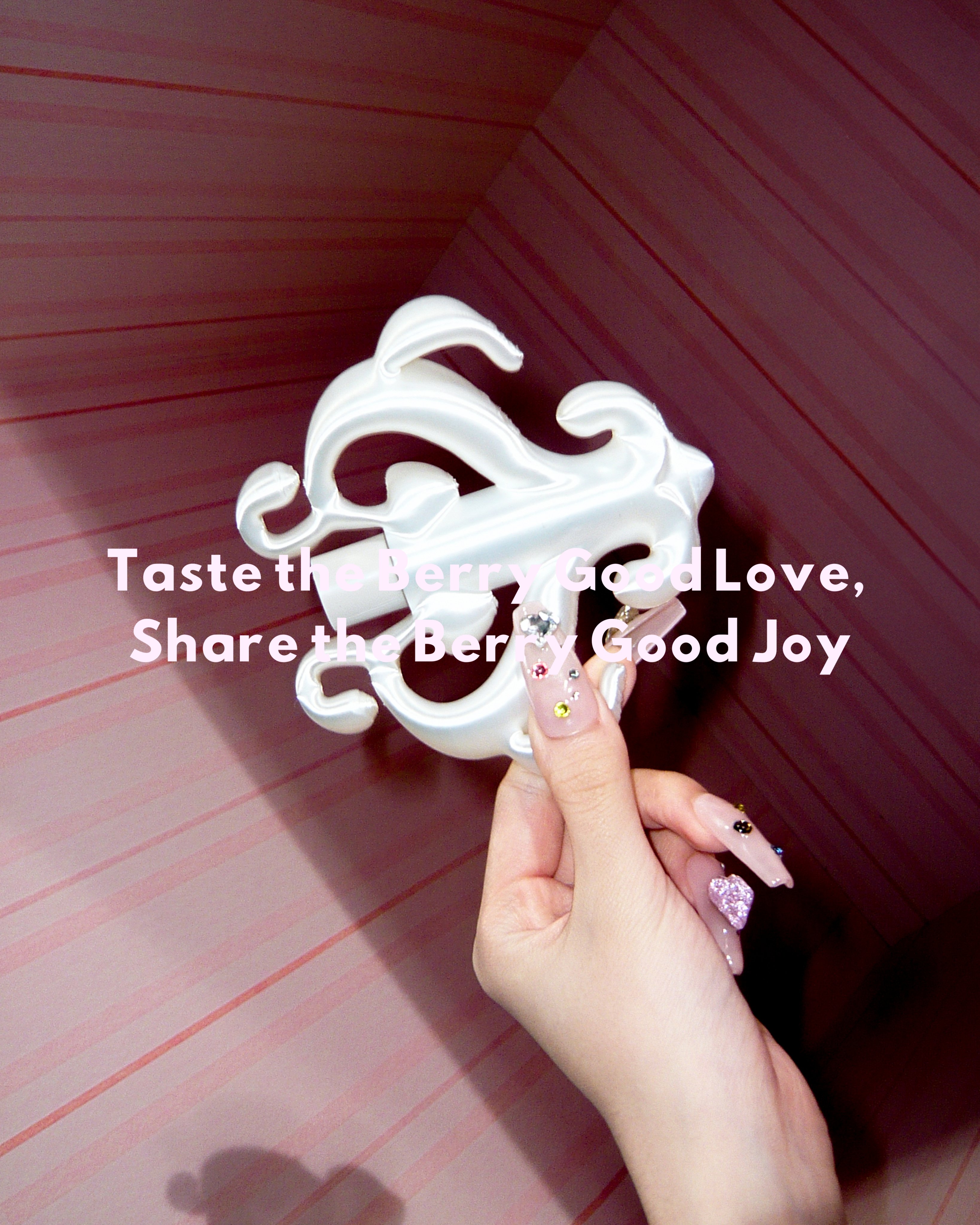 G4BBMP_WsAAV5M8?format=jpg&name=4096x4096