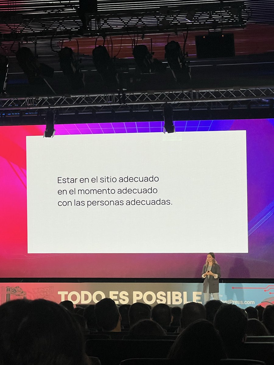 Gran verdad de <a href="/pombita/">Paloma Barreiro</a> en la #TRGx .  Benditos desarrolladores <a href="/vitaly_prl/">Vitaly</a> #vitalytech