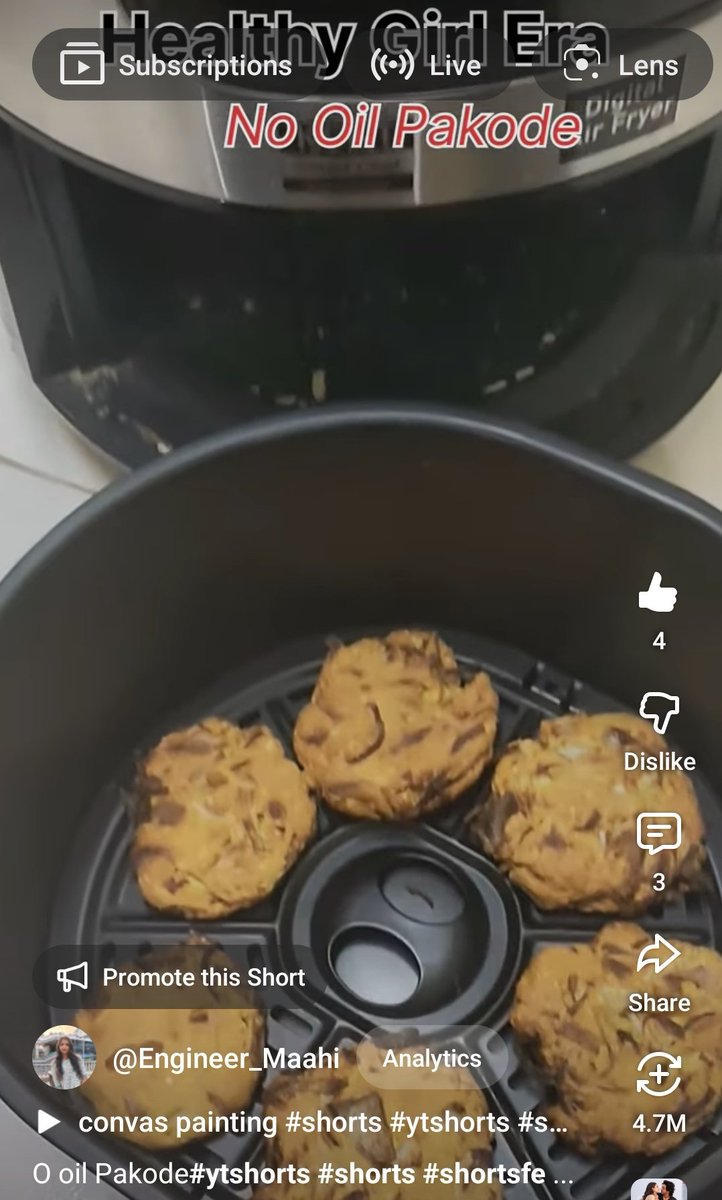 debuggingLifee's tweet image. Did you ever try "No oil Pakode", Checkout my new video here: youtube.com/shorts/nU6NxZ-…