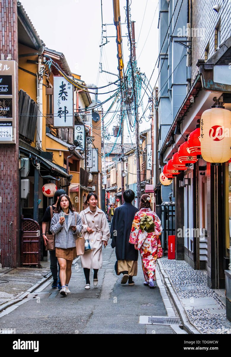 This is a cool pic from Japan.

When I see this photo as an Australian with Greek ethnic heritage, I don’t think “THIS JAPANESE STREET IMMEDIATELY NEEDS MORE AUSTRALIANS AND GREEKS.”

I just like their culture how it is, and I would like to see them preserve it