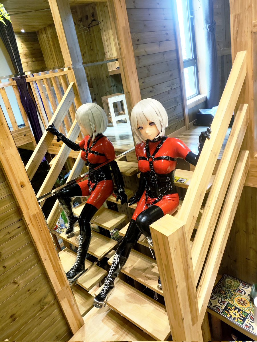 kigerbeihai2's tweet photo. 这种构图还挺有意思的
#Kigurumi https://t.co/Gp5q2qHgbj