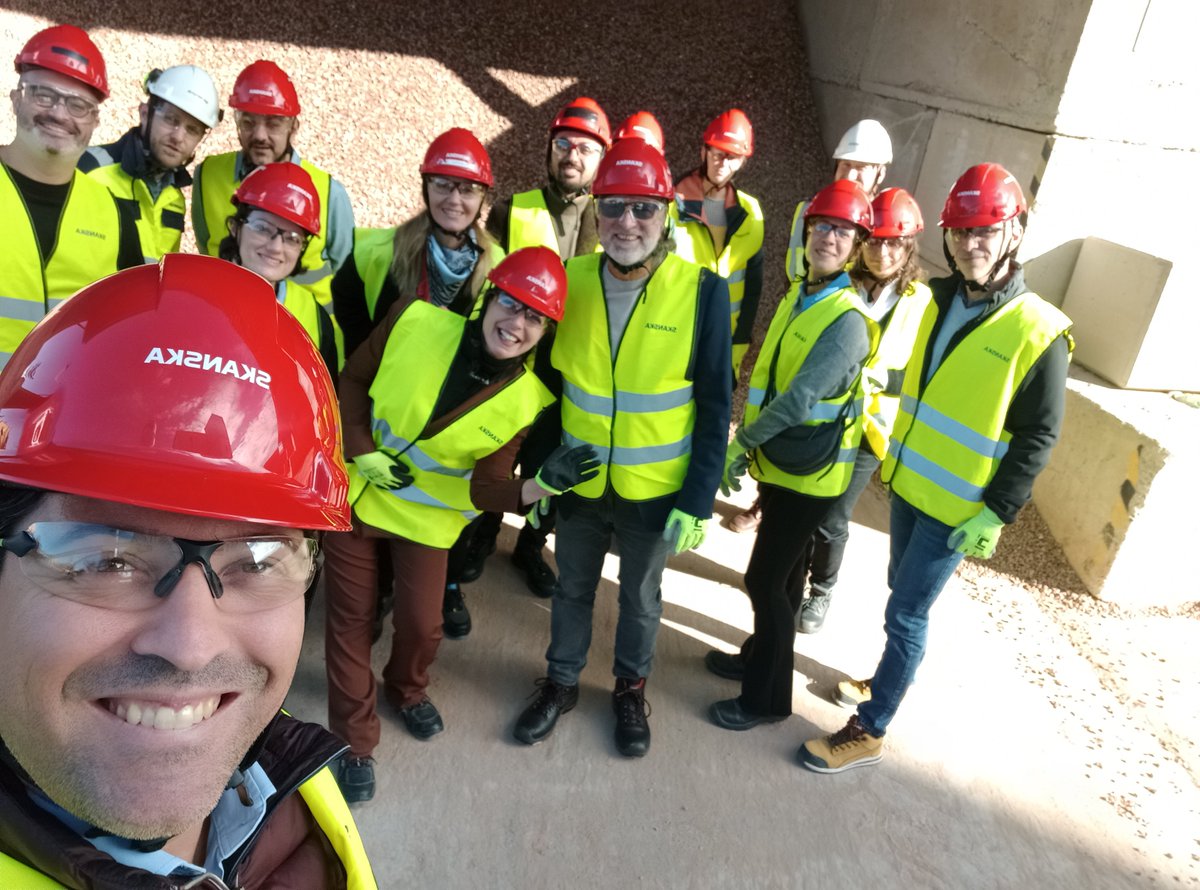 CircBoost's tweet image. 🏗️ Circular Construction in Prague! 🇨🇿

The #CircBoost consortium met for its 4th General Assembly at @SkanskaGroup HQ — two inspiring days of collaboration &amp;amp; progress in #CircularConstruction.

🔹 Technical visit to Transbeton Letňany
🔹 Pilot &amp;amp; WP updates
🔹 Guided city walk 🌍