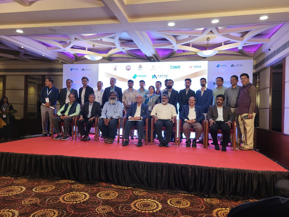 Dostbin4u's tweet image. Celebrating Growth, Innovation, and Sustainability! 🌿

@Ginserv2009  , @ITBTGoK , @startupindia @startupkarnataka
#DOSTBIN #GINSERV #WasteToWealth #StartupIndia #Sustainability #Innovation #CircularEconomy #GreenTech #Entrepreneurship