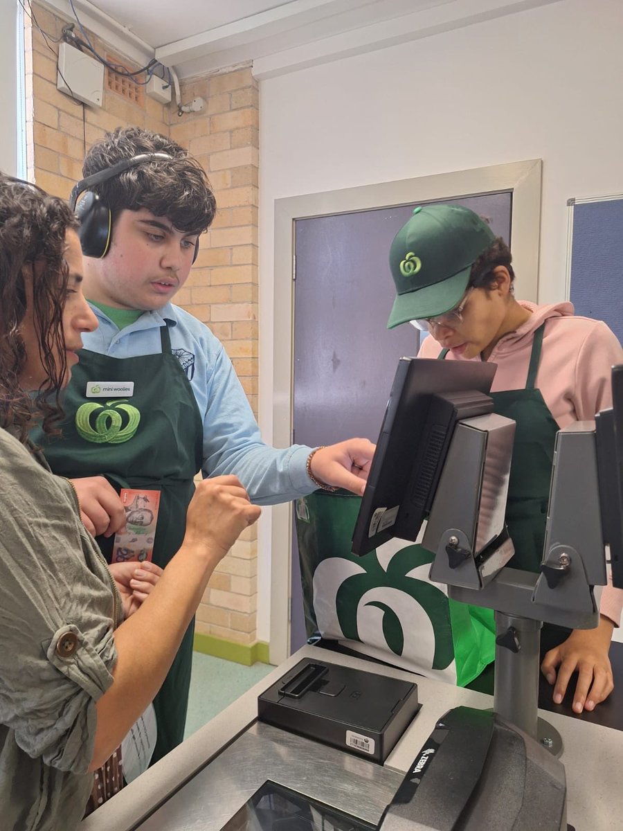 Tim Prerau-Lorking tweet media