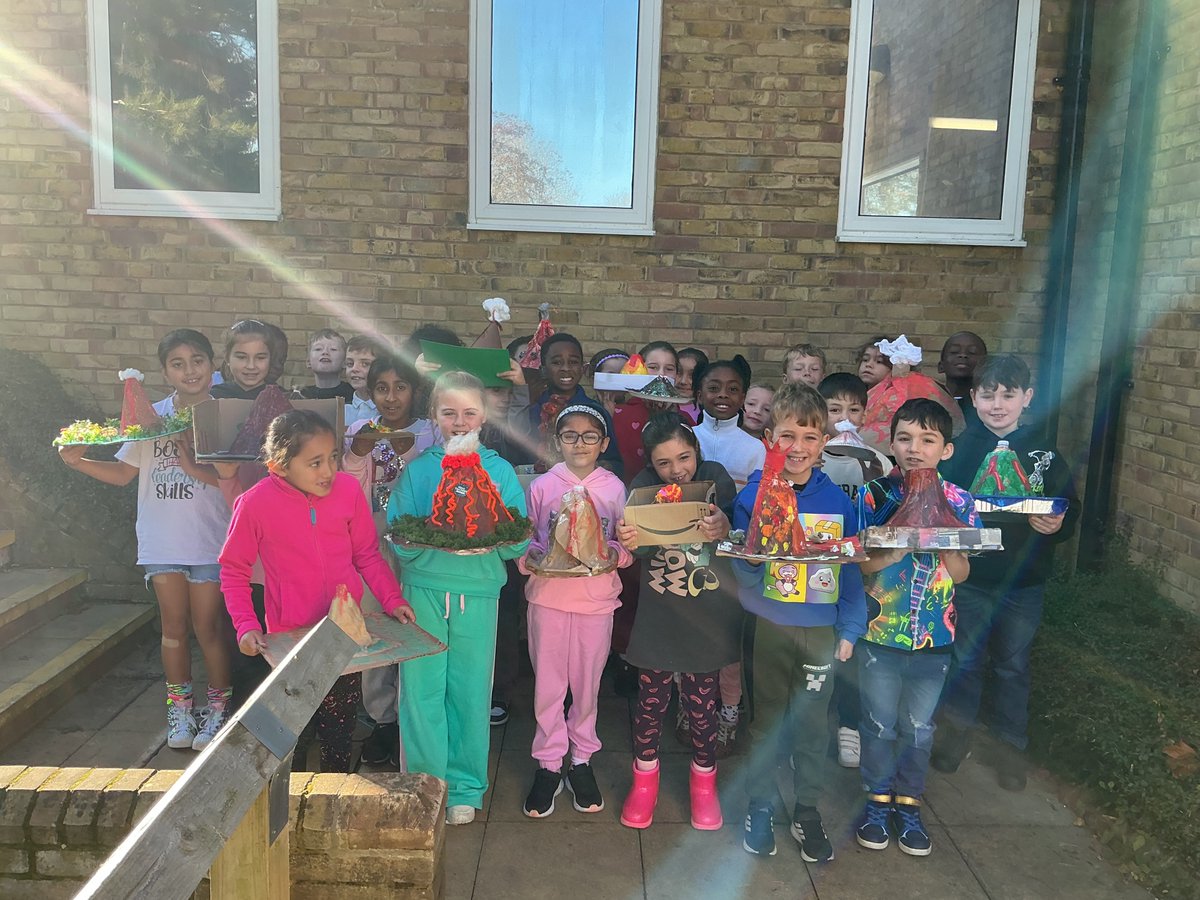 St Romero tweet media