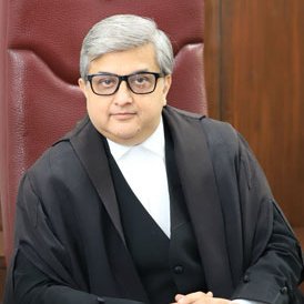 NalinisKitchen's tweet image. Name: Justice Sachin Datta
Position: Judge, Delhi High Court
Education: Graduate of Delhi University

Instead of ordering the disposal of ORSL stock worth ₹180 crore, he allowed it to be sold in the market even after the product was banned. It feels like telling a thief to…