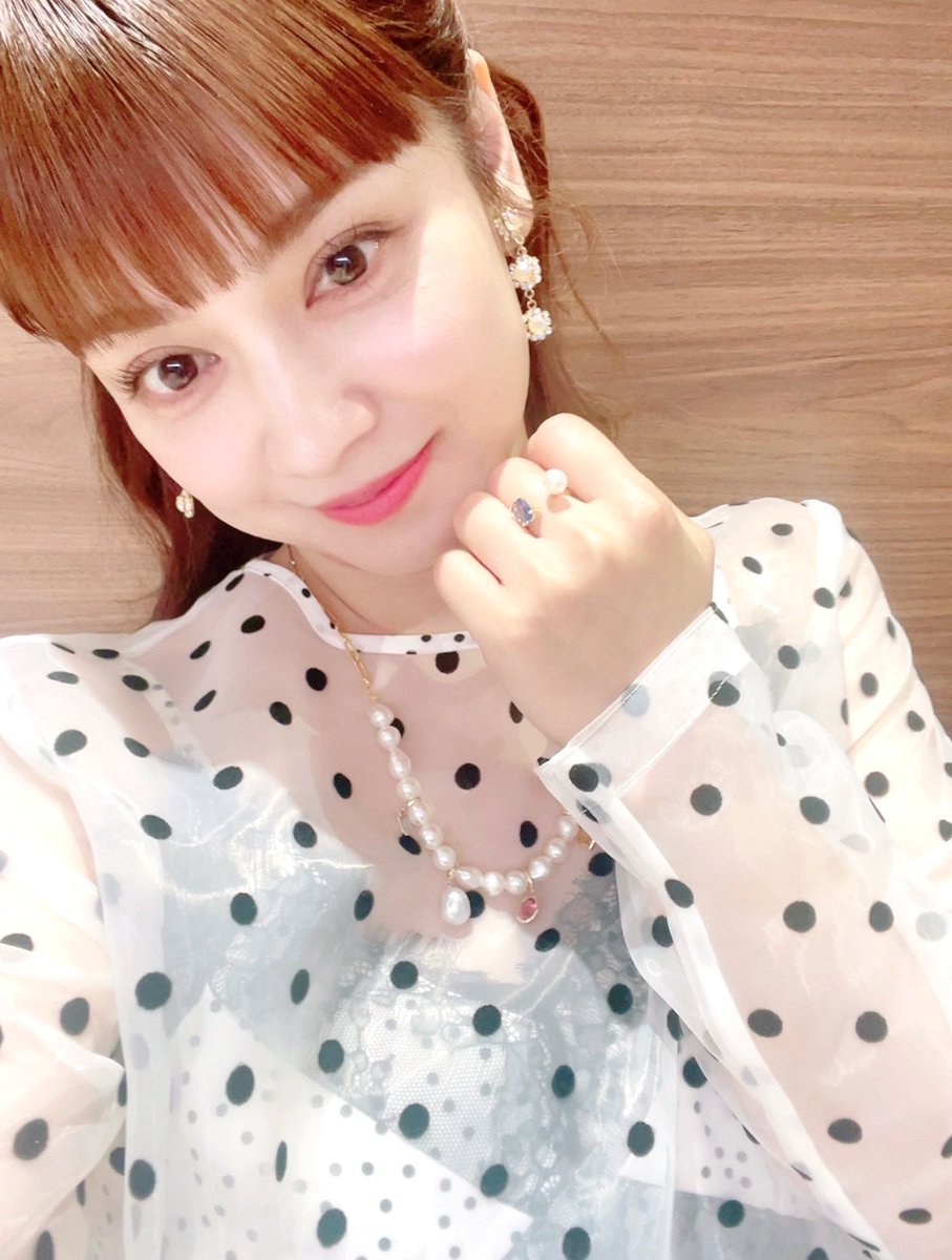 女優 タレント 平愛梨 直筆サイン色紙 長友佑都 長友佑都の妻平