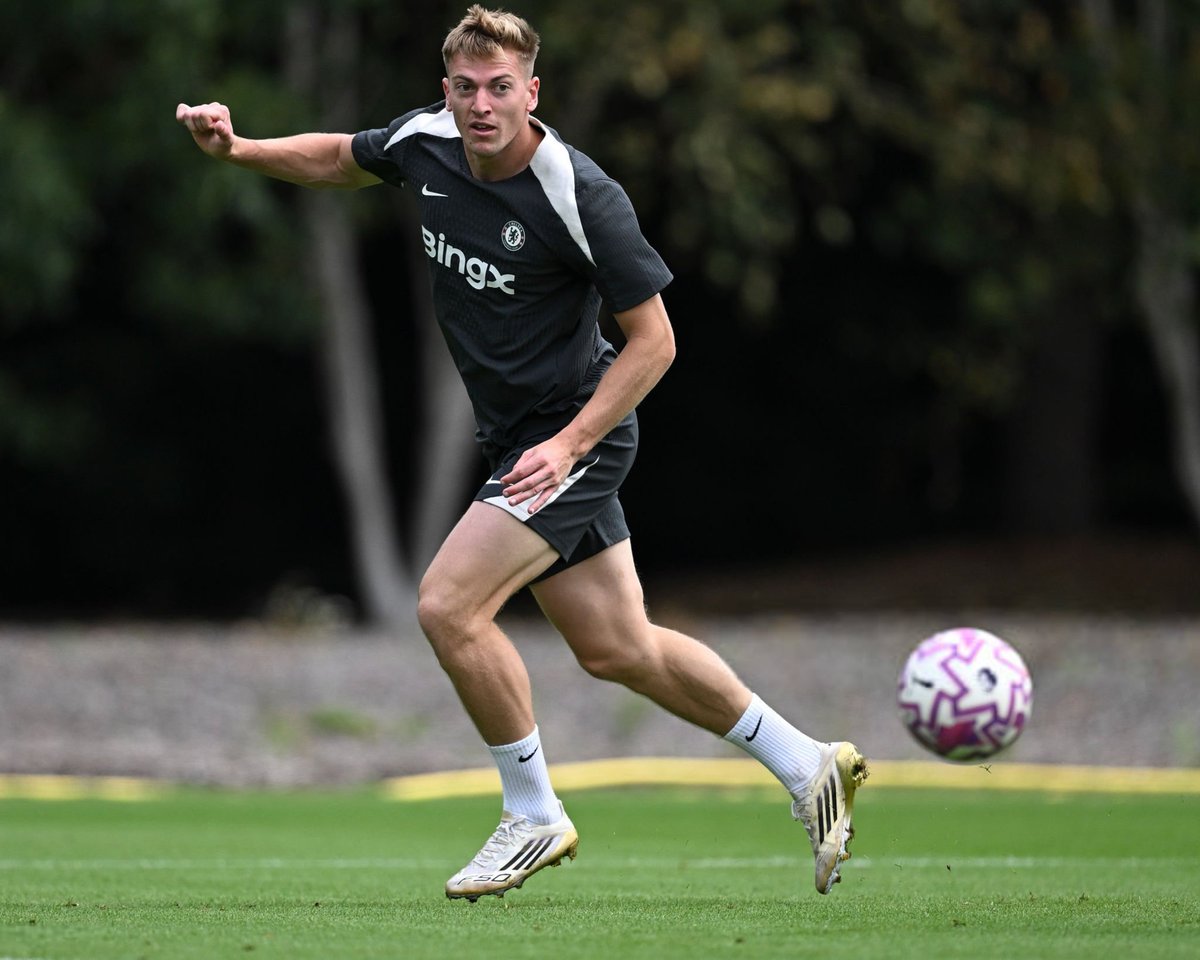 Enzo Maresca on Delap:

🗣 "Liam took part of the session yesterday with the team for the first time. He is not going to be available for tomorrow but probably for the next one [against Wolves]."