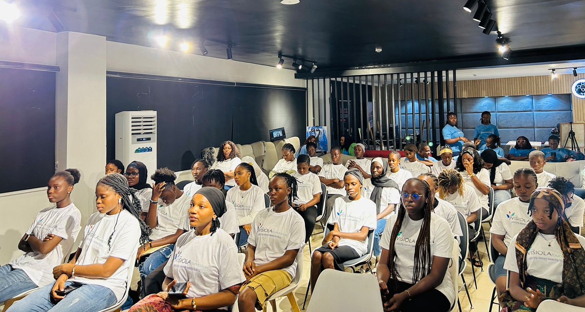Visiola_Fdn's tweet image. It’s happening now!

The Visiola Foundation Hybrid Coding Bootcamp Cohort 2 is in full swing 💻🔥

AI 🤖 | Data Analytics 📊 | Innovation 💡

#VisiolaCodingBOOTCAMP #WomenInTech #SoftwareEngineering