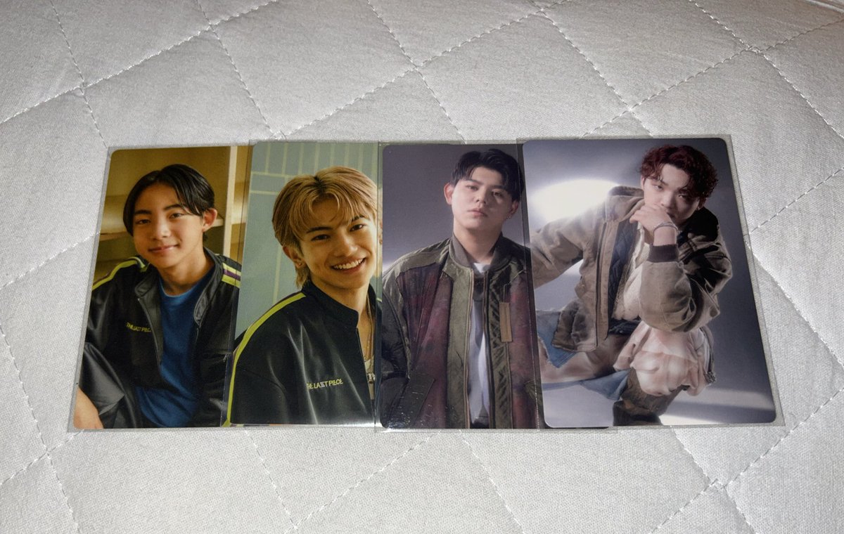 Seira_05241002's tweet image. THELASTPIECE ラスピ  BMSGフェスくじグッズ 交換

【譲】 ケイ アオイ リュウヘイ レオ

【求】 カノン同異種　フェスくじ買取◎

今回のフェスくじ、25袴は求めておりません🙇
お気軽にお声掛けお願い致します🙇🏻‍♀️

 #THELASTPIECE交換 #ラスピ交換
 #BMSG交換 #BEFIRST交換