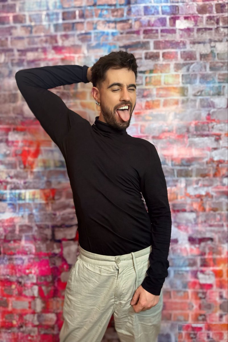 Chicaaaaas que estrenamos temporada este domingo!!!  🩷🩷🩷

Y esta temporada va a ser muy bestia. En unas horitas anunciamos primeras invitadas, aunque si veis el trailer podéis tener un spoiler 😏😏😏