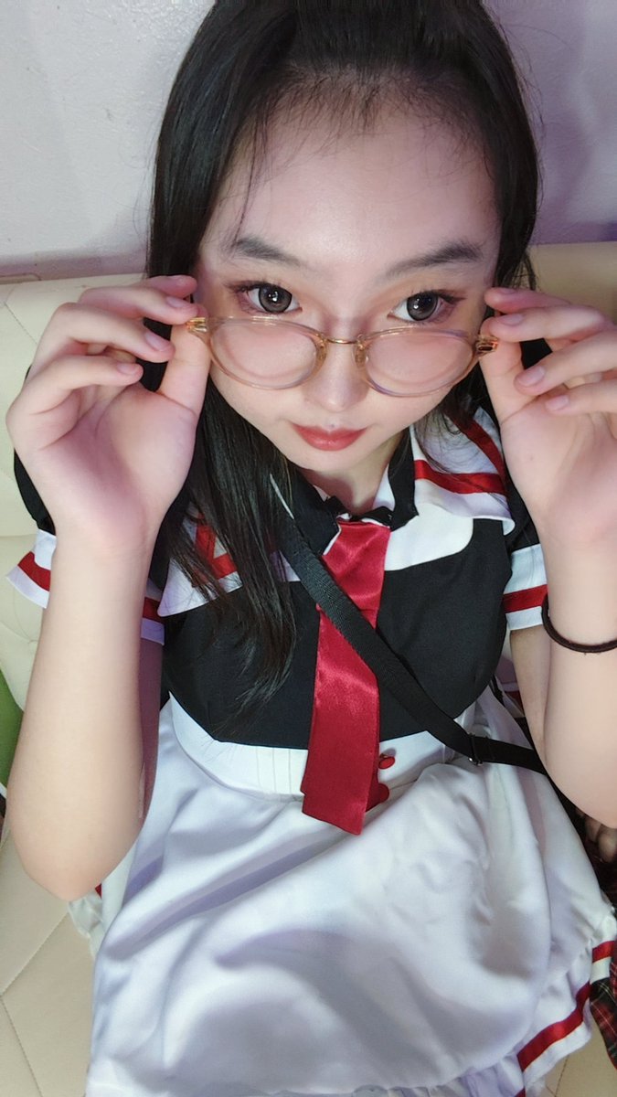 Seraphinaite82's tweet photo. BARタイムスタート❣️
本日のキャストは
無知(@muti_chan5141 )ちゃん🤍
ぜひお待ちしております❣️
#カフェ #バー #Cafe #BAR #コンカフェ #セラフィナイト #大阪 #日本橋 #オタロード #コンカフェ営業 #大阪コンカフェ #コンカフェキャスト https://t.co/ZCdiDmmebw