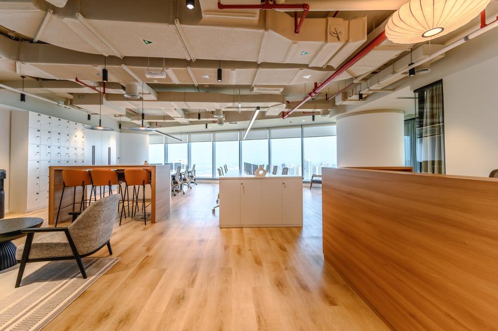 CushWakeCore's tweet image. Cushman &amp;amp; Wakefield Core advised Arcera Life Sciences on their new Abu Dhabi HQ at RICE Sky Tower.
Three offices leased, totalling 4,348 sq ft, marking Arcera as the first tenants in the centre.

#ADGM #AbuDhabi #OfficeLeasing #CushmanWakefieldCore