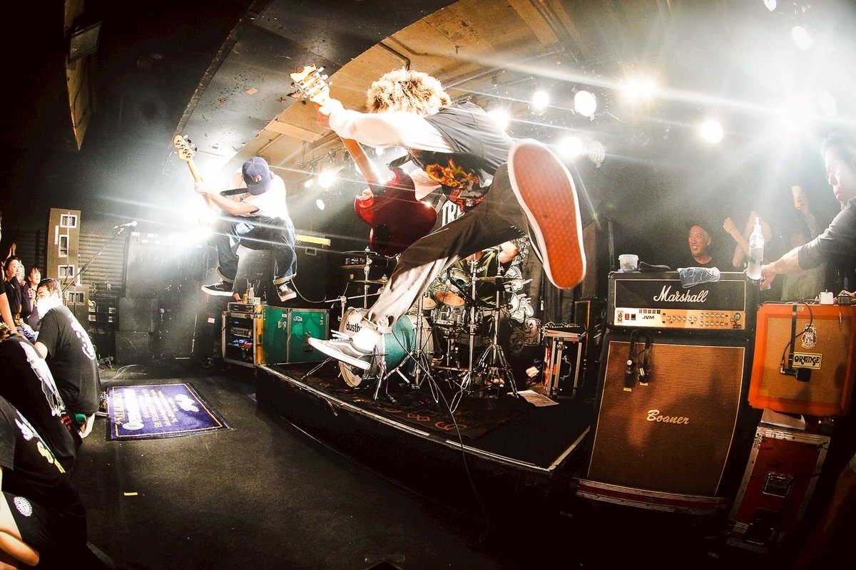 dbx_official's tweet image. 2025.10.23
dustbox presents.
“TRAINING DAYS 2025”
w / NO HITTER
at 新宿ACB

ありがとうございました！

#TRAININGDAYS2025
#NOHITTER
#dustbox

@ruihashimoto