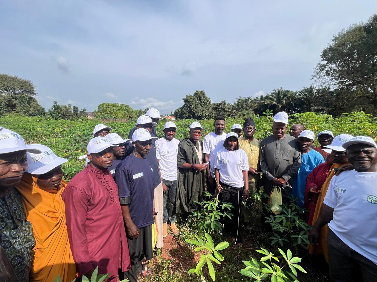 CSDevNet1's tweet image. At the project site in Enjema Community where solar-powered borehole will soon be installed to support fish farming and sustainable agriculture. 🌿🌍🌾
This @GEF_SGP  funded project will help reduce land degradation, strengthen food systems.
#CommunityAction