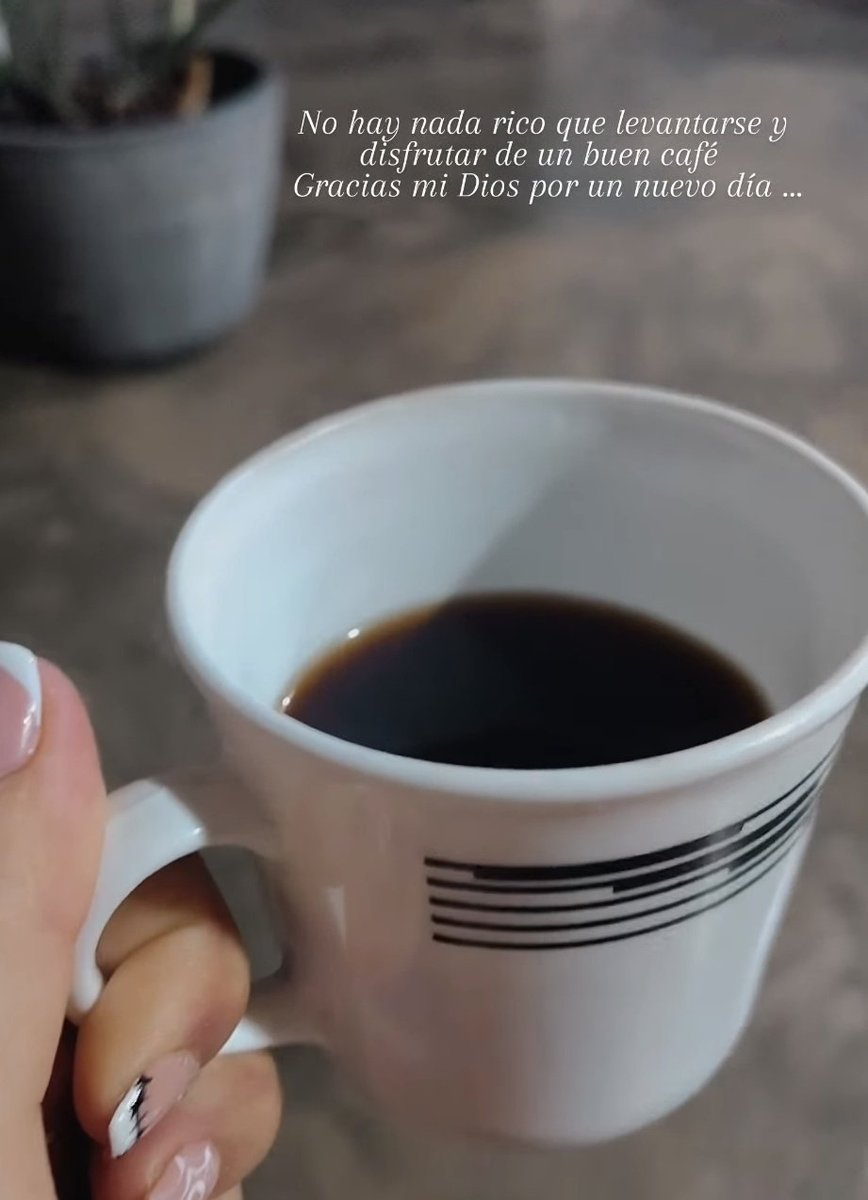 ☀️¡Buenos días, mi gente linda!

Que el día traiga sonrisas, bendiciones y motivos para agradecer. ☕💫

¡Feliz Viernes! 
Para Todos 🤗

Ya ta’ el café ☕