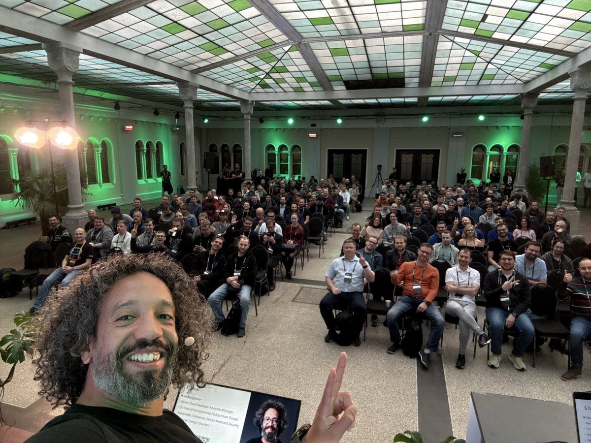 boredabdel's tweet image. What an event 🤯 and what a venue 🤯
Thank you DevFest.cz for having me in your event. Great community, amazing venue and a great team. Congrats on pulling together a great event for the Czech community 🇨🇿
Děkuji Praze 🙌🙏🙏
#GoogleCloud #DevRel #GoogleDevs