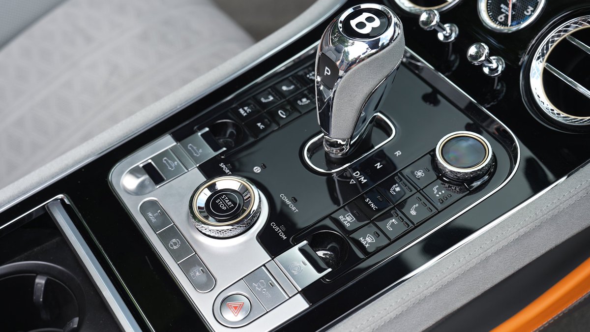 【見逃し配信のお知らせ】
昨夜放送のカーグラフィックTV 第2002回
ご視聴いただきありがとうございます

『 英国流グランドツアラー W12からV8PHEVの新時代へ 』
お楽しみいただけたでしょうか

下記リンクからTVerでもご視聴いただけます
tver.jp/episodes/epsz7…