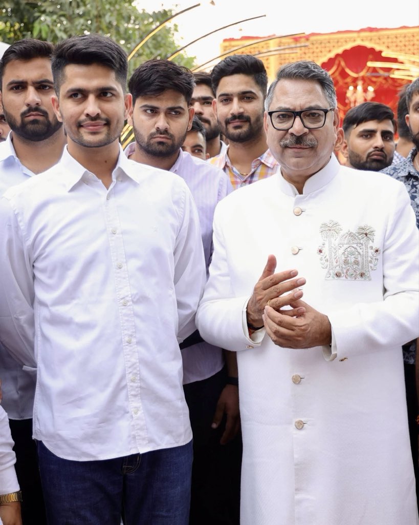 भाजपा राजस्थान के पूर्व प्रदेश अध्यक्ष आदरणीय सतीश पूनियां जी को जन्मदिवस की हार्दिक बधाई एवं शुभकामनाएं। 

भगवान से आपके उत्तम स्वास्थ्य एवं दीर्घायु जीवन की कामना करता हूँ।

<a href="/DrSatishPoonia/">Satish Poonia</a> 
#NirmalChoudhary