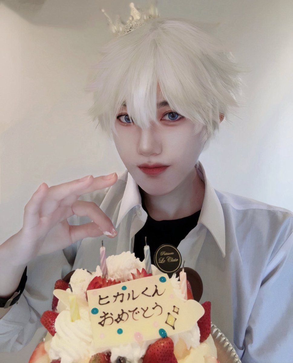 光光- ̗̀ 𝙷𝙰𝙿𝙿𝚈 𝙱𝙸𝚁𝚃𝙷𝙳𝙰𝚈  ̖́-

cos