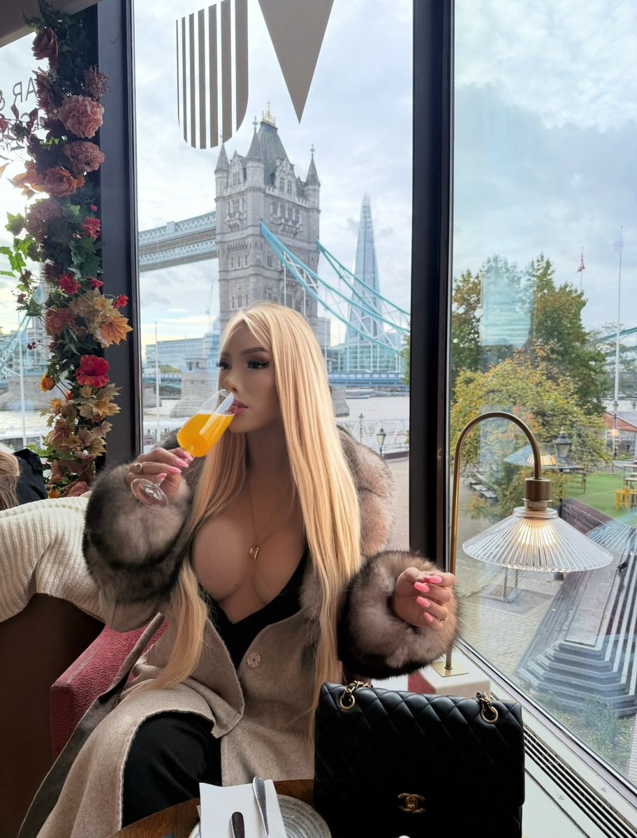 Tits and towers 😜