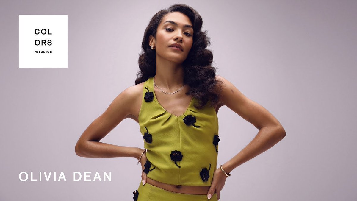 【Olivia Dean】

人気YouTubeチャンネル COLORS にて
「A Couple Minutes」をパフォーマンス🎤

🎬youtu.be/euYe6W7d-rI?si…