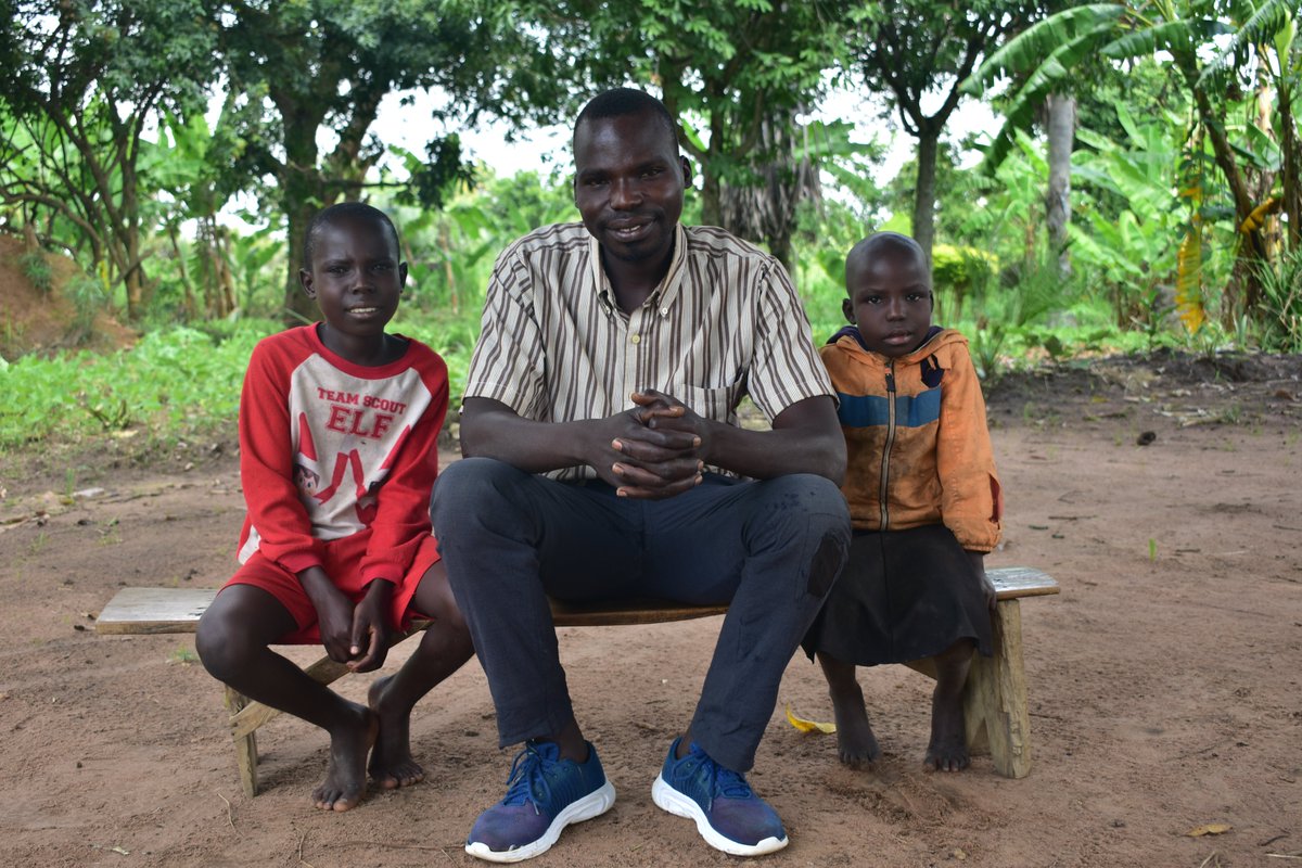 LABE_UG's tweet photo. @LABE_Ug's home-based ECD model has three powerful strands:
⏩Parent-led
⏩Peer-led (Child-to-Child)
⏩Parent Educator-led
Families are at the centre of learning — growing together for a better future.
Learn more 👉🏾https://t.co/RQJHQJpqji
#ECD #FamilyLearning #HomeBasedECD https://t.co/t6kGIf2rbT