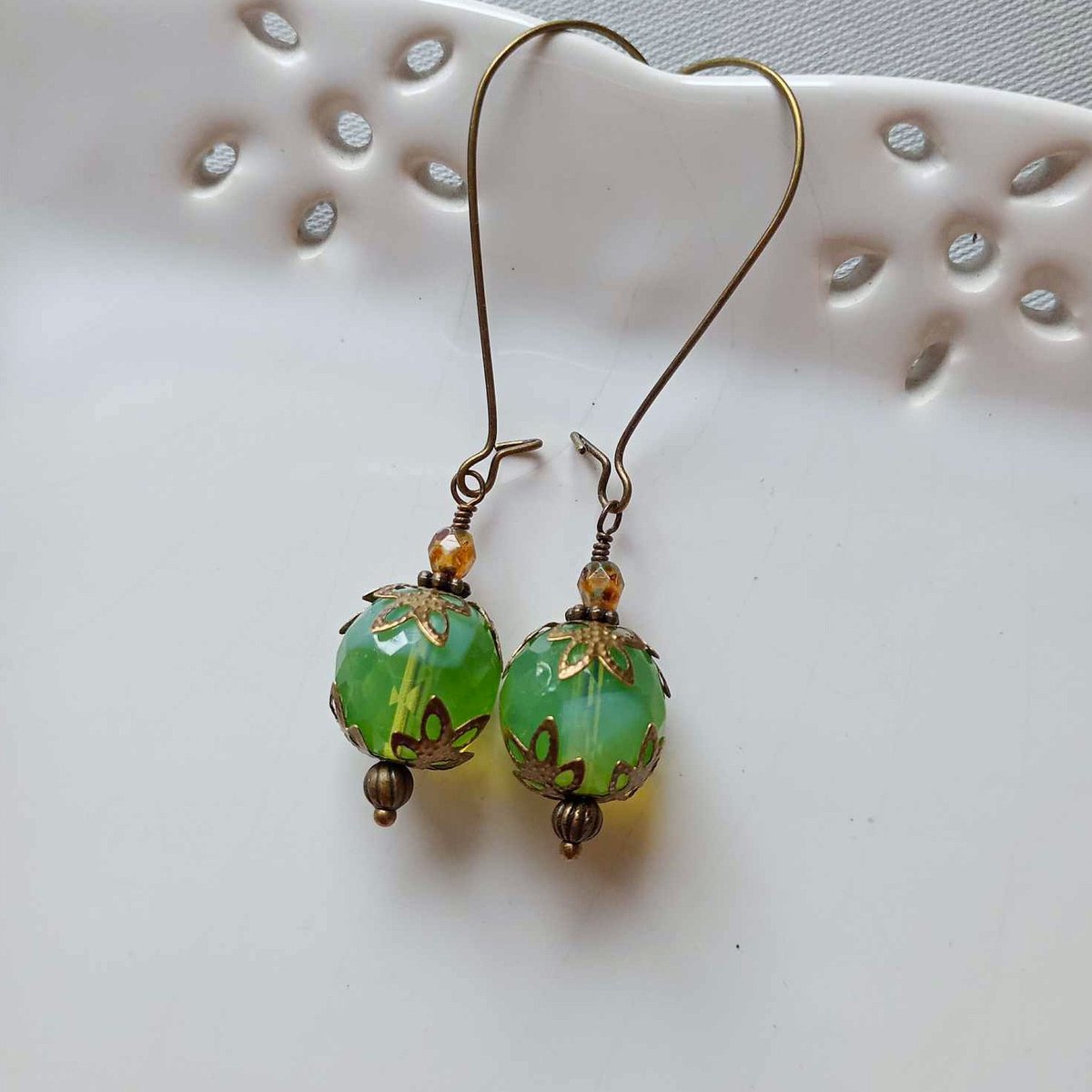 Thanks so much for the kind words!  ★★★★★   
🧡🧡🧡🧡🧡
" Lovely earrings, beautiful colour and Selena was so helping swapping the ear wires for me. Very happy. Thanks so much." - Jenny 
#TheCraftersUK #MHHSBD #CraftBizParty #UKMakers #firsttmaster lovesvintage43.etsy.com/listing/429542…