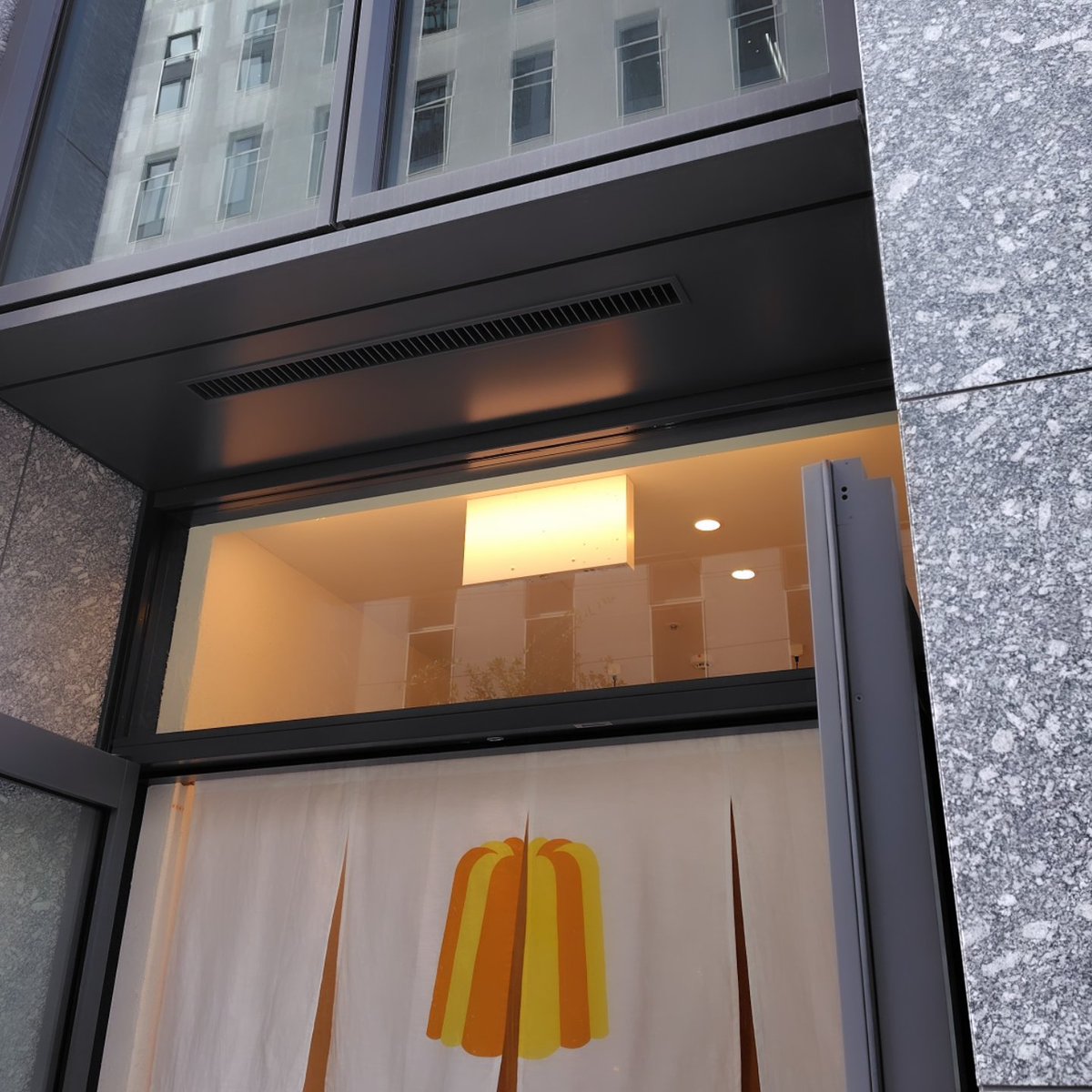 かぬれページ ふわっとあたたかい ベーシックセーター |【トンボ公式