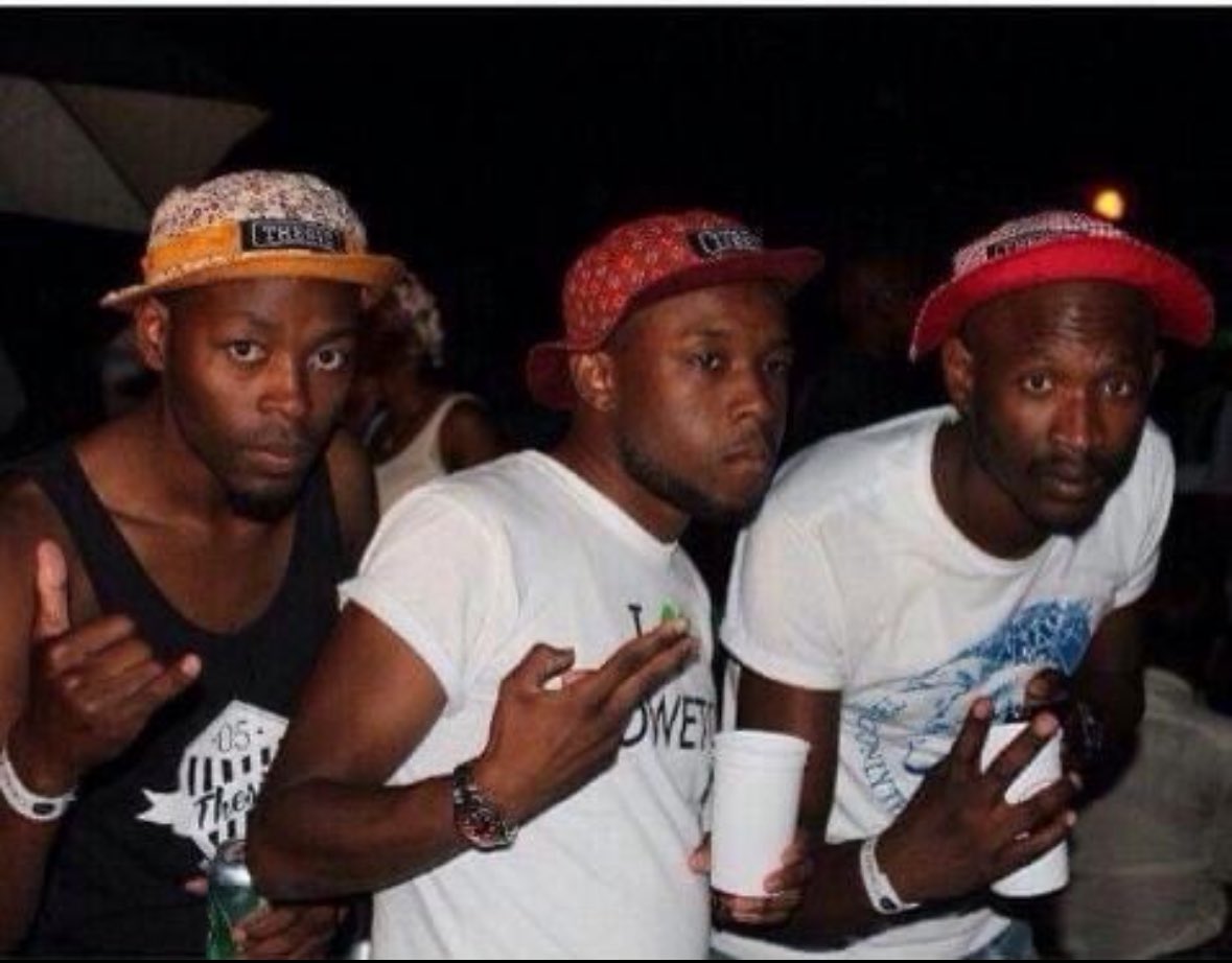 TankM_'s tweet image. Then                    VS.                    Now

Still sampane 🤙🏽❤️