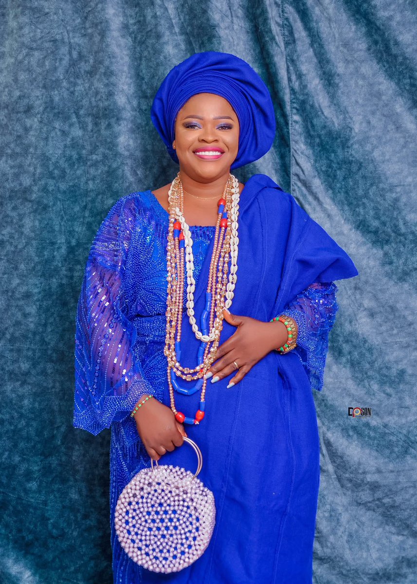 Arike is a beautiful soul🥰😍💕💕
We will continue to celebrate you everyday and every year. 

Iwo koni pa odun je
Odun naa koni le pa o je
Akannamogbo oko kii pa odun je aimohu.

Aya Aresa, E ku Odun o😍💚💕

Ase🙏🥰🎂😍😍