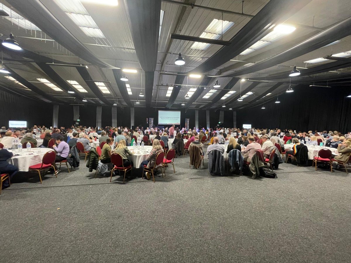 CITacademies's tweet image. Some of the CIT Leadership team are at the South Lincolnshire Teaching and Learning Conference today. 

This morning there have been some great sessions on Student Agency and the Use of AI in Schools

#sltchat #ukedchat #edutwitter