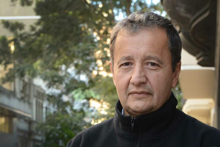 ¿Qué mejor manera de pelear contra las políticas hambreadoras de Milei que enviando al congreso a un representante excelso de las mas genuinas y justas causas de nuestro territorio santafesino? 

Carlos del Frade, diputado nacional por el Frente Amplio por la Soberanía.