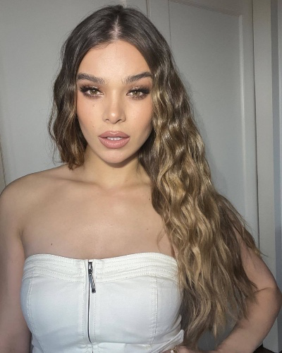GoddessHailzCF_'s tweet photo. I just received a contribution towards Hailee’s bank L from Anonymous via Throne. Thank you! https://t.co/GPwFNRcQ7A #Wishlist #Throne https://t.co/qn41mCoCbq