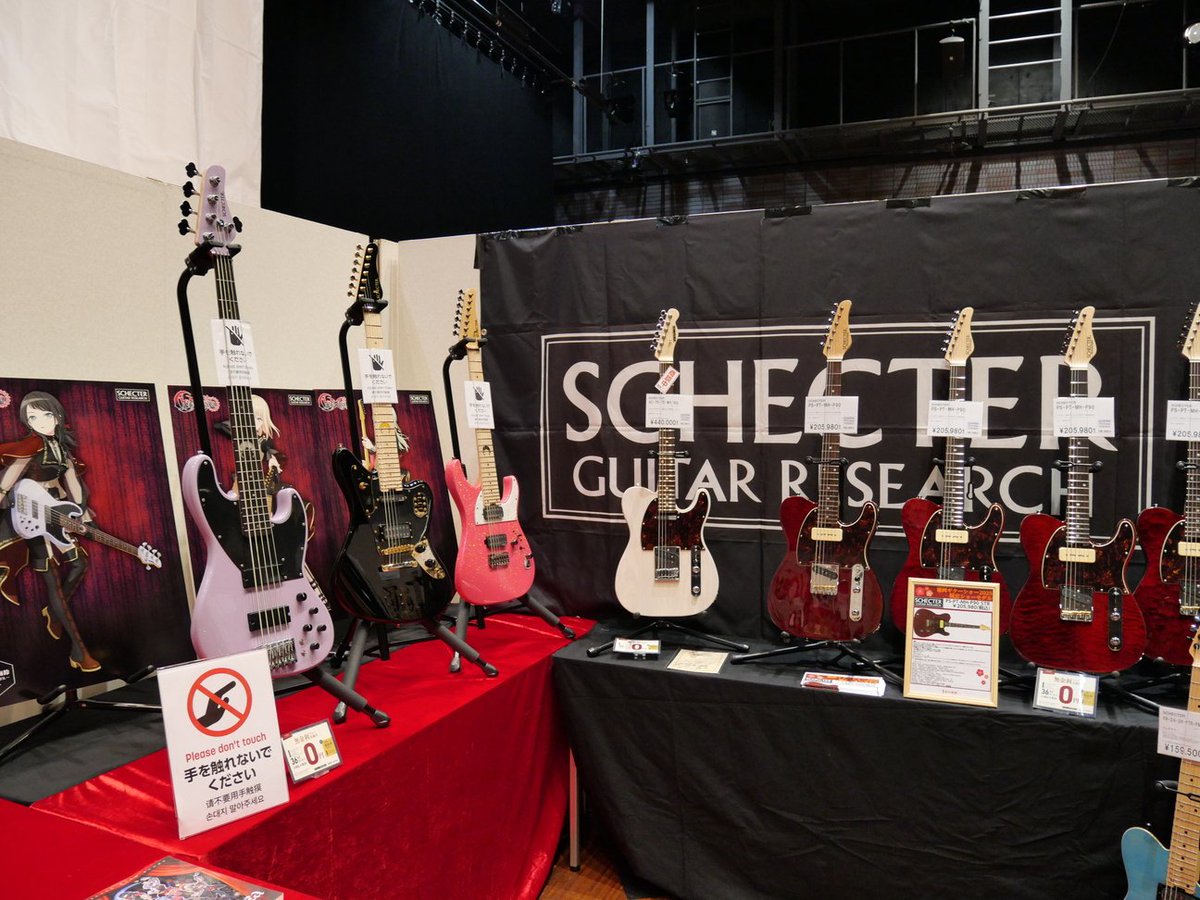 random8186's tweet photo. 他にもたくさんのギターが展示されていますが割愛
#福岡ギターショー
#Strandberg #SCHECTOR #TsGuitars https://t.co/vij5CF3Mmf