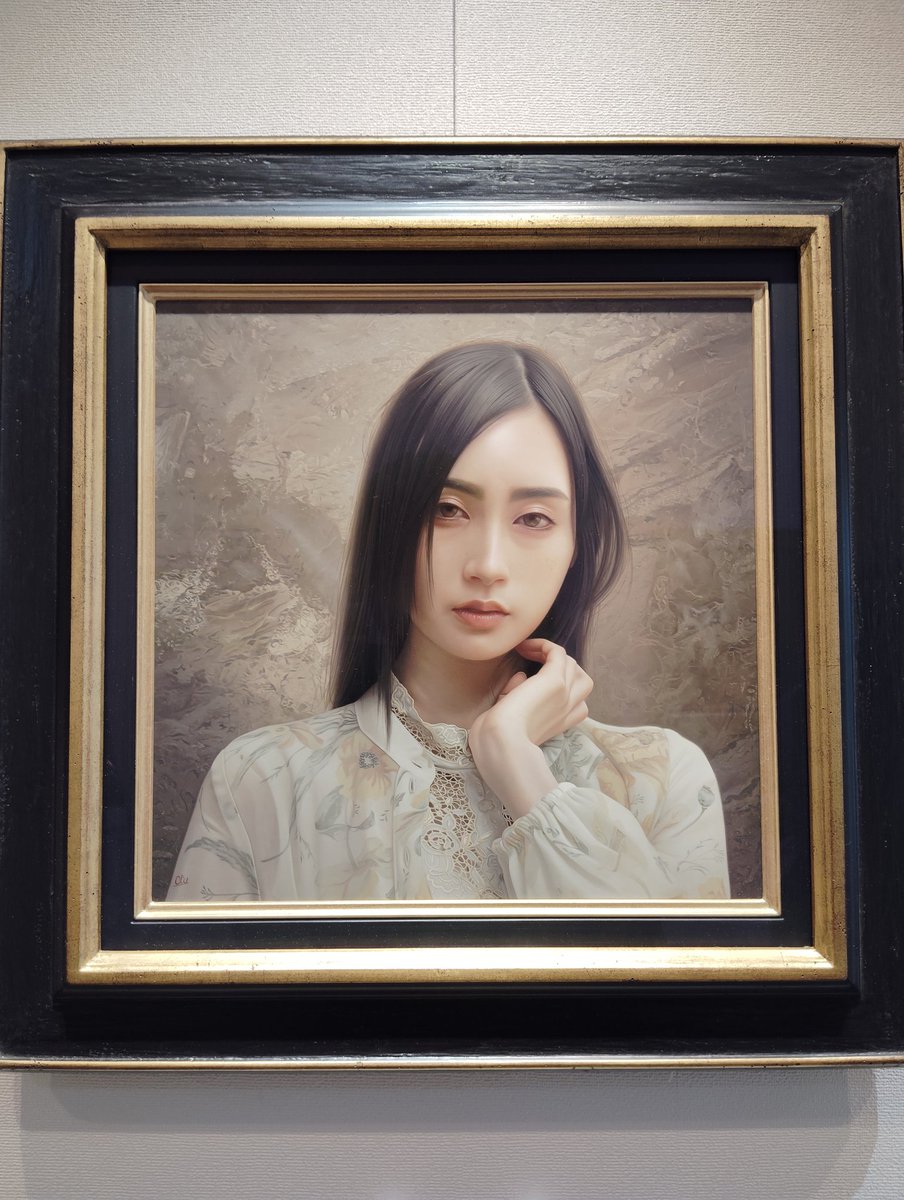 「第7回　岡 靖知自選新作展」
神宮前ギャラリー(表参道)

初日に訪問。
在廊の岡先生に挨拶。
洋装の「空色の安息所」に特に魅かれ、服のディテールもじっくり拝見。
ジークレー版画の抽選に応募。
ポストカードセット、画集、クリアファイル、ミニカレンダーなどを販売中。

10月27日(月)まで。