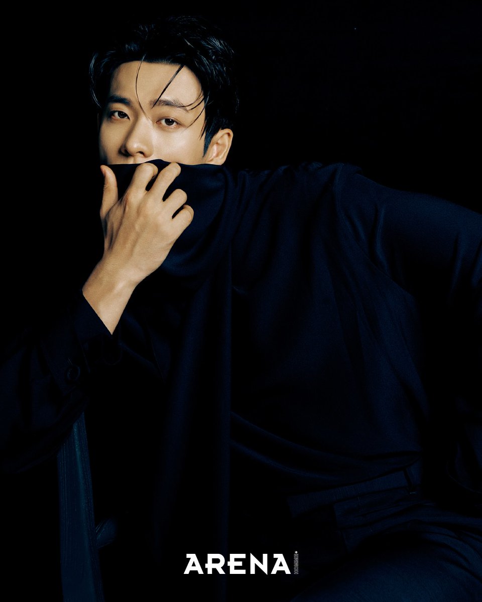 MOC_JP_OFFICIAL's tweet photo. [#カンテオ]
ＭＯＣ ＭＡＧＡＺＩＮＥ

KANG TAE OH with ARENA

秋の男の王道、カン・テオの写真は
Arena Homme+ 11月号でご覧いただけます🍂

#カン・テオ #강태오 #KANGTAEOH #ARENA #manofcreation

https://t.co/3fPoxSalu9 https://t.co/YxLNfVVR8A