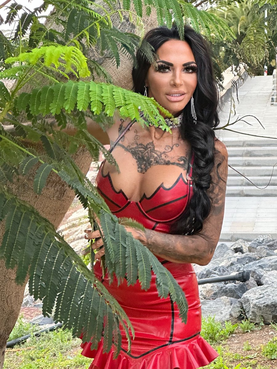 Heute Ingolstadt. I love it ….. #mistress #fisting #extrem #inked #nativ #bondage #rubber