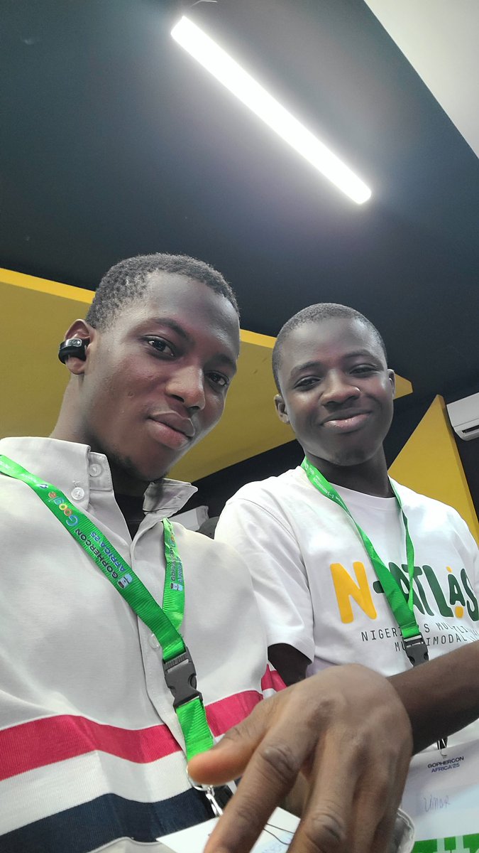 Yindeish08's tweet image. #gophercon #gopherconafrica
