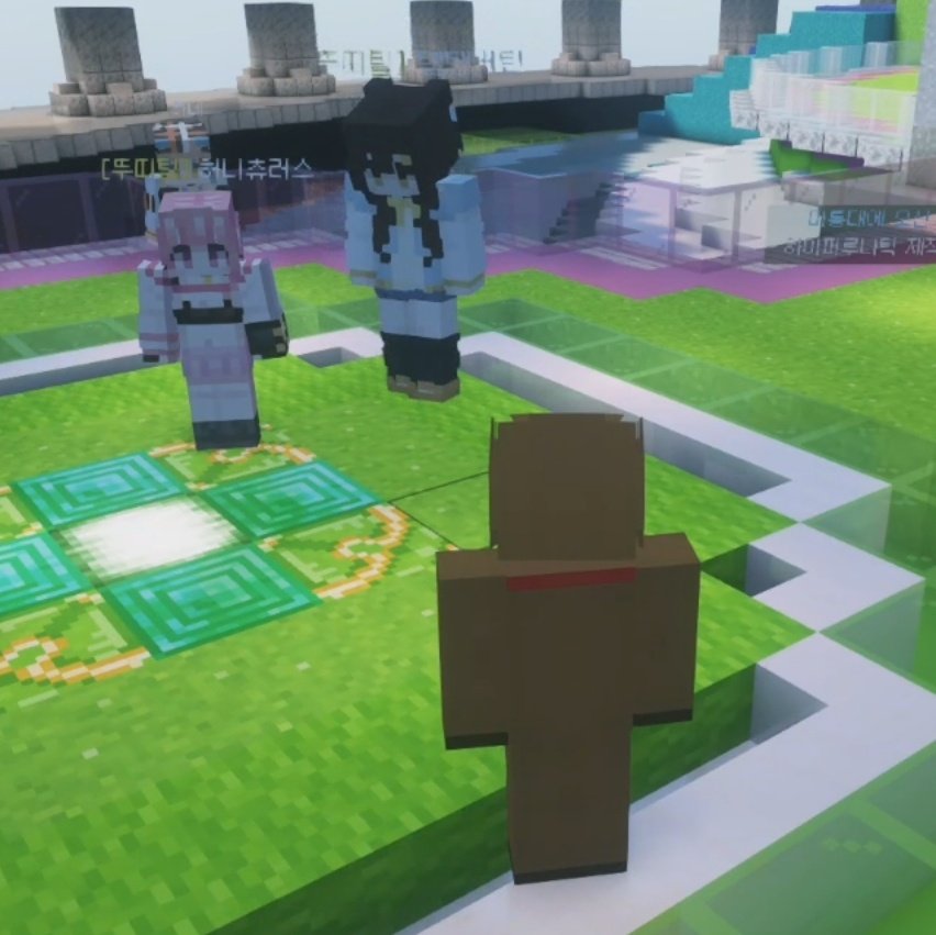 점례는 공주님이야
뚜띠는....... 루돌프!