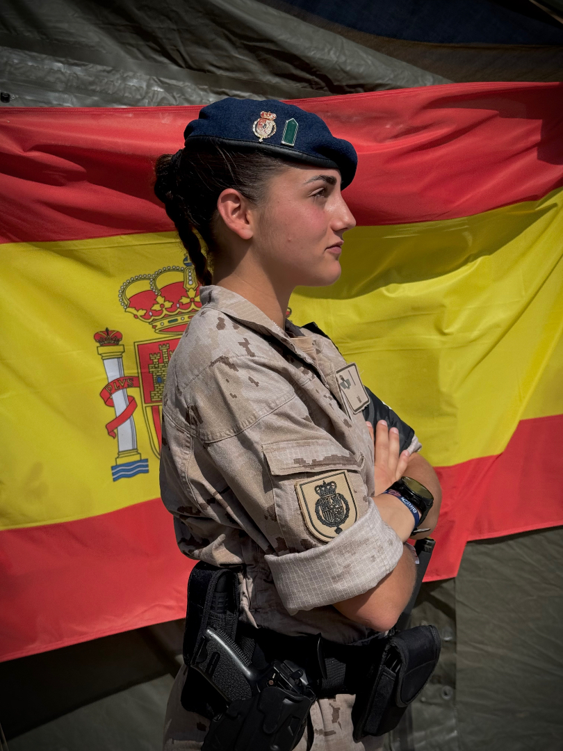 EjercitoAire's tweet photo. La Escuadrilla Plus Ultra, junto con el EADA, cumple con labores de Force Protection (FP), además del control y acceso a las zonas restringidas y Military Police.

Velan por la seguridad del personal, aeronaves e información para el desarrollo óptimo del #oceansky25 https://t.co/LyAQmqwjab