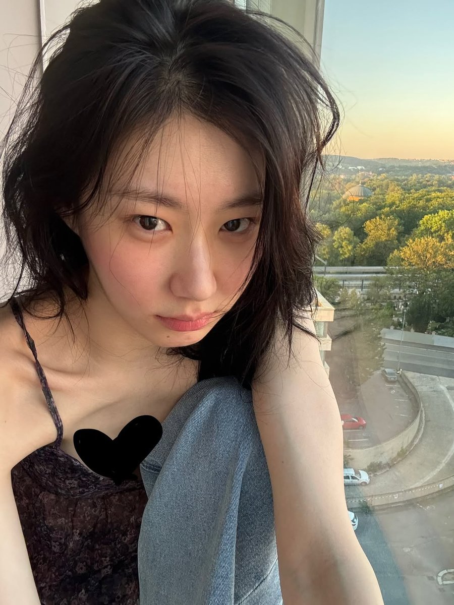 chaerpics's tweet image. #chaeryeong (chaerrry0) instagram update