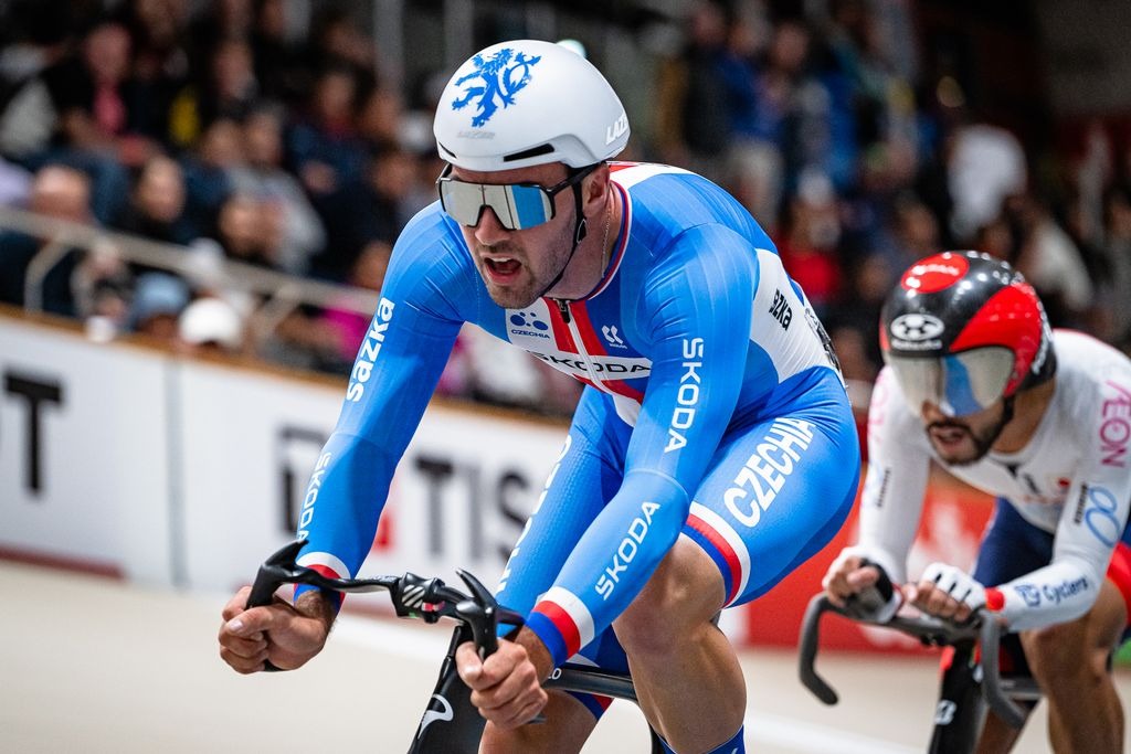 🎯 Jan Voneš v TOP 10 na mistrovství světa!
Skvělý výkon předvedl náš reprezentant Jen Voneš, který se druhý den dráhového MS dokázal probojovat mezi elitní desítku světa. 💪🇨🇿 

👉 Celý článek najdete zde:
ascdukla.com/aktualita/jen-…

📸 Arne Mill