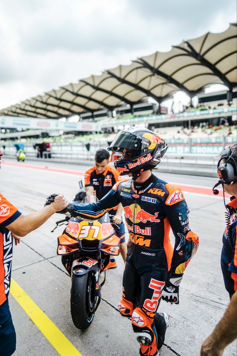 37_pedroacosta's tweet image. Day 1.
P1.
🦈

#MalaysianGP🇲🇾
