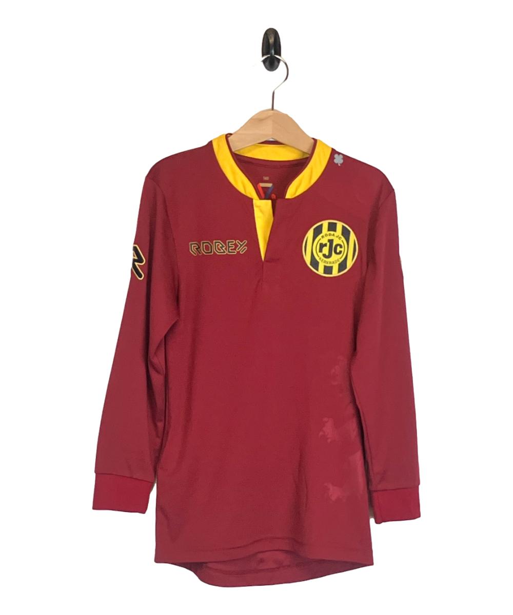 TheKitmanUK's tweet image. Checkout this 2014-15 Roda JC Away Shirt L/S (MB)

Buy Now - thekitman.co.uk/product/2014-1…

#TheKitman

#201415 #Robey #RodaJC