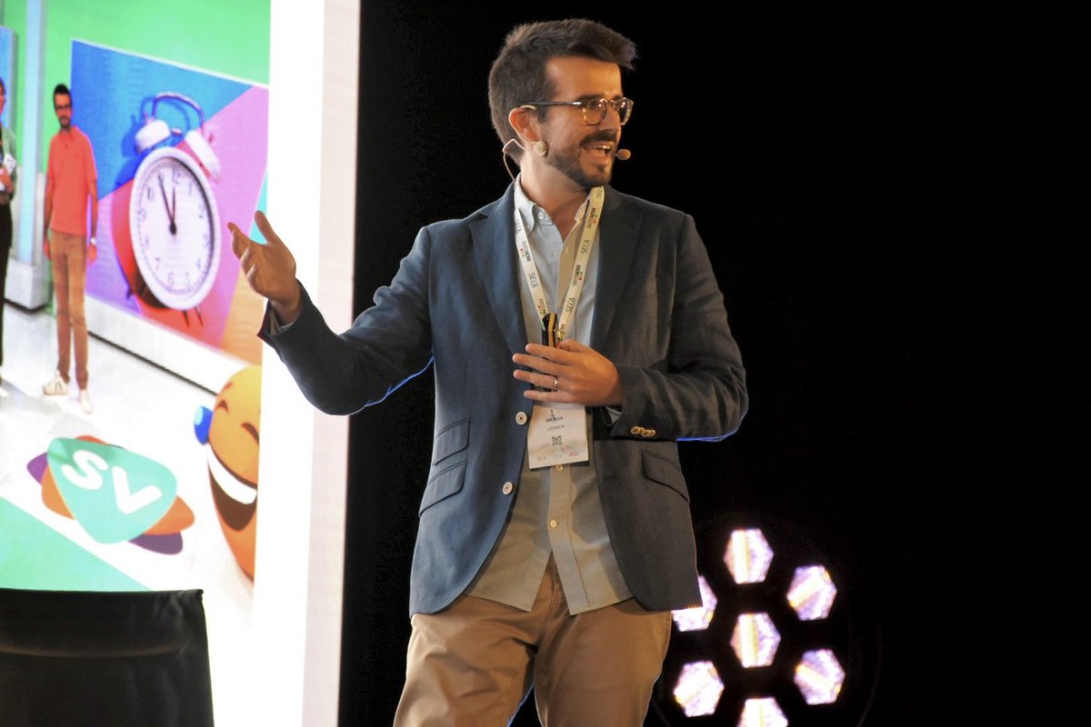 CalidadAsistenc's tweet photo. Disfrutamos de la Conferencia de Clausura de #SECA25 de la mano de Marius Lekker, médico preventivista y creador de contenido 👏🏼
📍 @IFEMA
#CalidadAsistencial https://t.co/K27J2h7d7Y