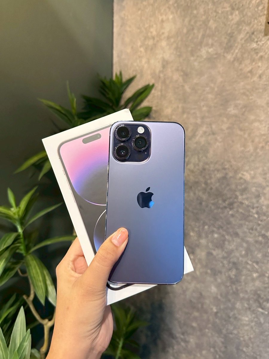 F_phone1's tweet photo. iPhone 14Promax 128gb ZP เดิมๆ
สภาพ 94% รอบเครื่องยังสวย
อุปกรณ์ครบกล่อง+เคส 
💢ตำหนิรอยร้าวตามภาพ ทัชปกติ กล้องปกติหมด 
🔋สุขภาพแบต 82%
🔰ประกันหลังการขาย 30 วัน
ราคา 14,590 บาท

#ไอโฟนมือ2 #ไอโฟน #โทรศัพท์มือสอง #รีทวิตให้ด้วยน้า #ส่งต่อไอโฟน #iphone14promax https://t.co/ZaqwEZQa5x