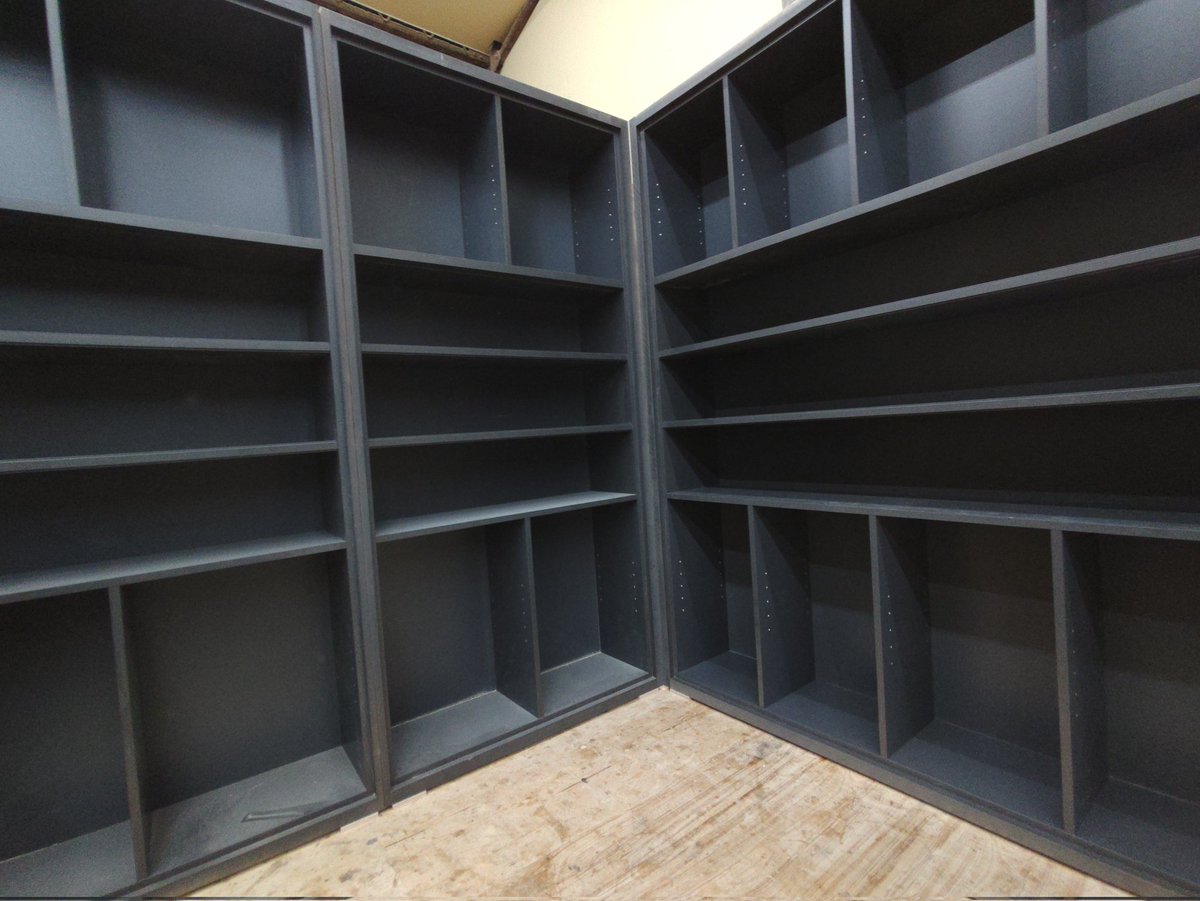 圧迫感アリマス。