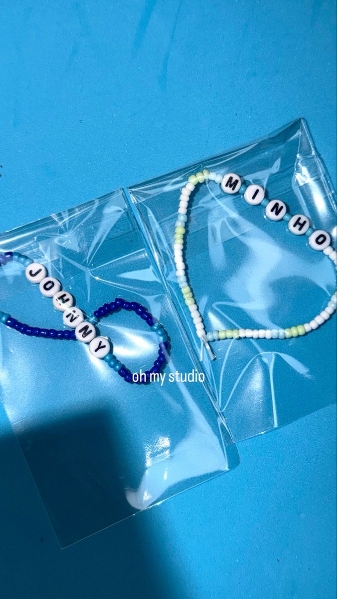 FAN SUPPORT #BenchShootOfAsia ⛹️‍♂️🏀
 
📿 friendship bracelets!
— like, rt &amp; lets be moots!
— 1:1 limited qty!
— onsite trades r highly appreciated 😆

🏷️ wtt minho johnny freebies #DunkItJohnnySuh #BENCHShootOfAsia