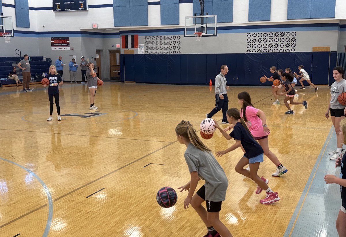 LadyLepsHoops's tweet photo. Excited to see our Lady Leps Youth Basketball Program officially underway! These young athletes are putting in the work, learning fundamentals, and building a foundation for the future of our program. The future looks bright! 💙🖤 #LadyLeps https://t.co/xyH0mOOIjf